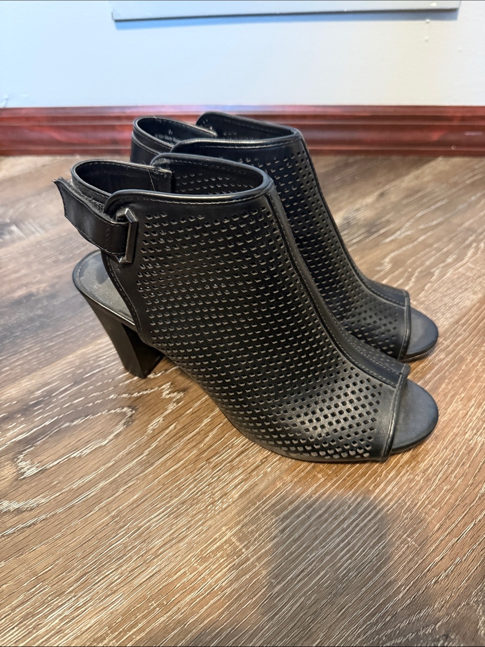 Merona Black Perforated Peep-Toe Block Heel Sandals